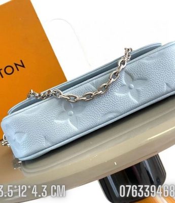 Tui Nu Louis Vuitton Wallet On Chain mau xanh