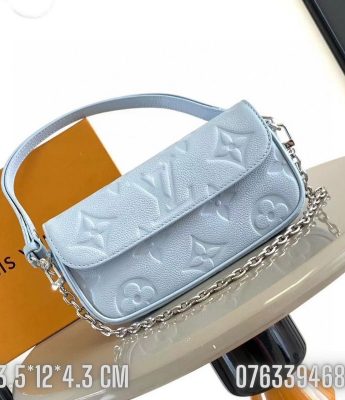 Tui Nu Louis Vuitton Wallet On Chain mau xanh