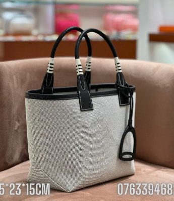 Tui nu Hermes Steeple 25 mau den TNHM62 5