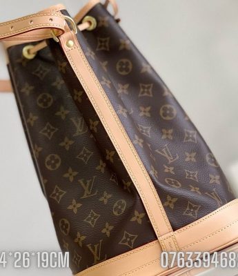 Tui nu Louis Vuitton Gaston hoa nau 7