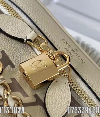 Tui nu Louis Vuitton Vanity Giant hoa sua 3