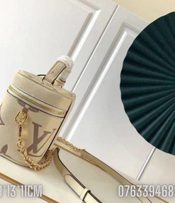 Tui nu Louis Vuitton Vanity Giant hoa sua 9