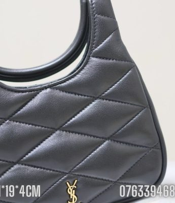 Tui nu YSL Sade hobo mau den 6 1