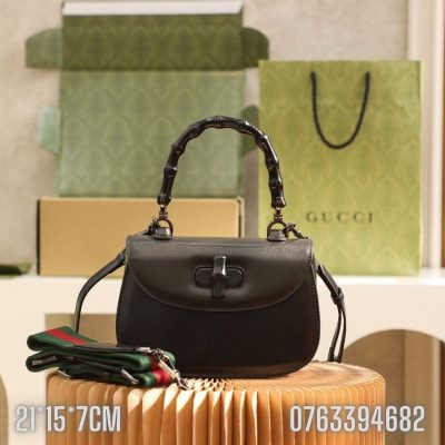 Tui xach Gucci Bamboo 1947 mau den 8