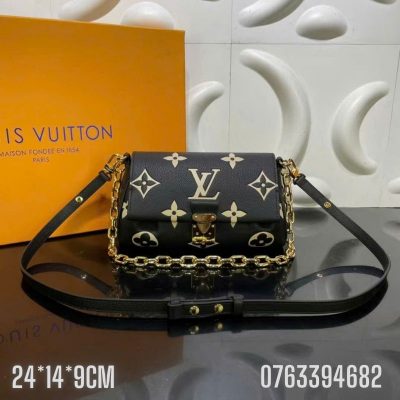 Tui xach nu Louis Vuitton mau den hoa tiet hoa trang day xich TNLV88 5