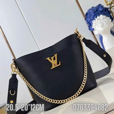 Tui xach nu Louis Vuitton mau den hoa tiet logo vanng TNLV89 6