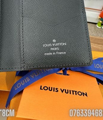 Vi Louis Vuitton Card Holder caro mau den TNLV09 3