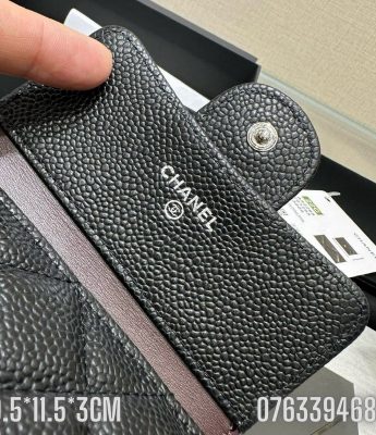 Vi nu Chanel Caviar mau den 2