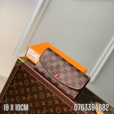 Vi nu Louis Vuitton Monogram dang dai caro nau do TNLV14 9