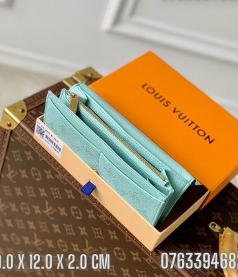 Vi nu Louis Vuitton Monogram mau xanh dang dai TNLV11 1