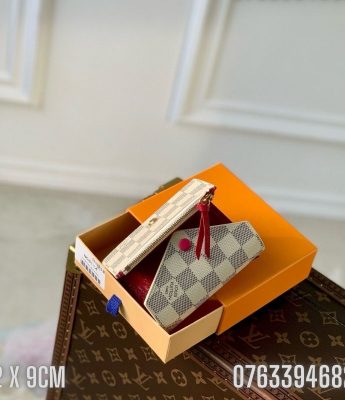 Vi nu Louis Vuitton dang nho caro trang lot hong TNLV19 2