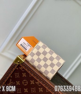 Vi nu Louis Vuitton dang nho caro trang lot hong TNLV19 3