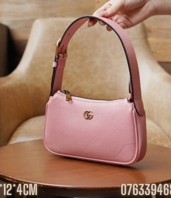 Túi Gucci nữ cầm tay